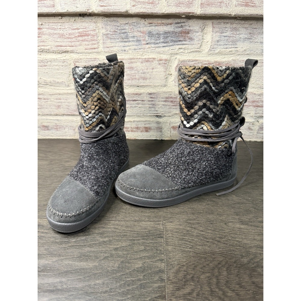 Toms Women's 6.5 Gray Grey Suede Fabric Blend Boots Flats Winter Comfort